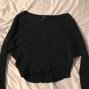 Dark green express long sleeve cropped top